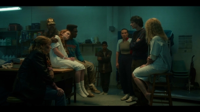 Stranger_Things_S05E07_mkv0880.jpg