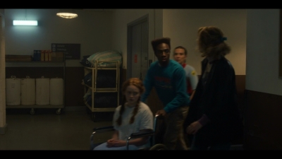 Stranger_Things_S05E07_mkv0941.jpg