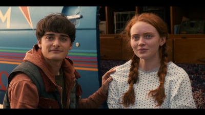 Stranger_Things_S05E07_mkv1480.jpg