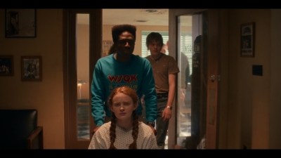 Stranger_Things_S05E07_mkv1490.jpg