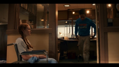 Stranger_Things_S05E07_mkv1510.jpg