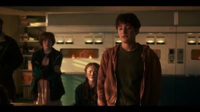Stranger_Things_S05E07_mkv3272.jpg